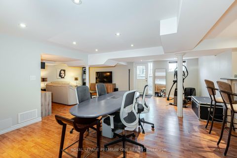 Photo 46 at 60 Julia Valentina Avenue, Sonoma Heights, Vaughan