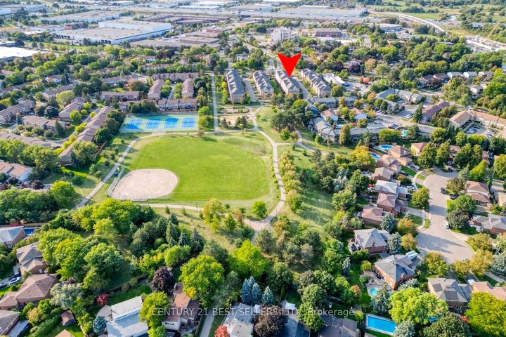 Photo 28 at 52 - 6625 Falconer Drive, Streetsville, Mississauga