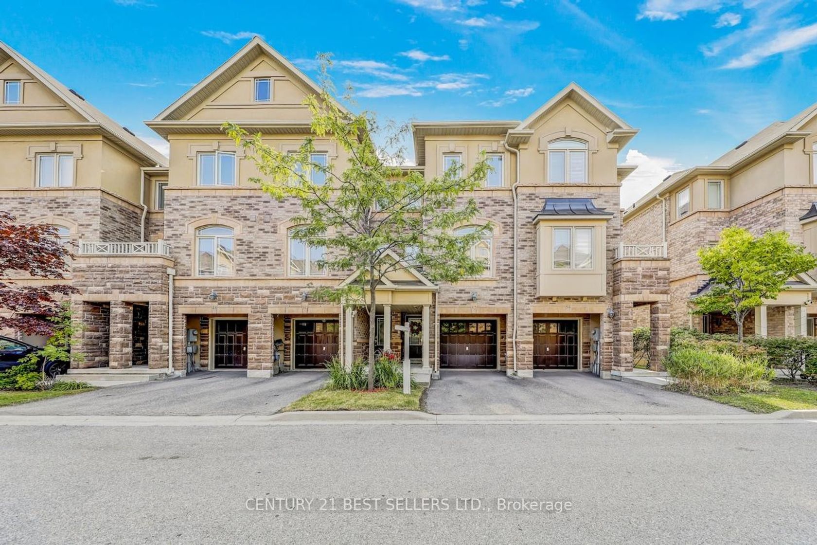 52 - 6625 Falconer Drive, Streetsville, Mississauga 2