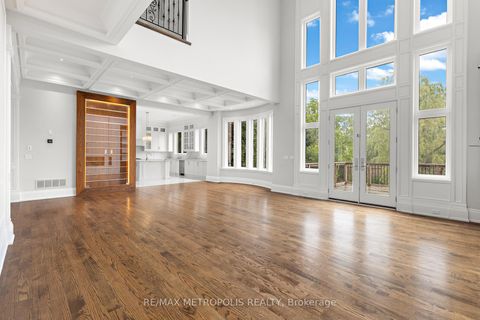 Photo 17 at 2 Poplar Drive, Oak Ridges, Richmond Hill