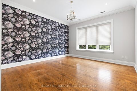 Photo 29 at 2 Poplar Drive, Oak Ridges, Richmond Hill