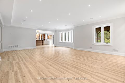 Photo 42 at 2 Poplar Drive, Oak Ridges, Richmond Hill