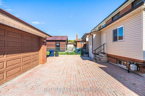Photo 40 at 35 Clairton Crescent, Smythe, Toronto