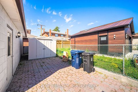 Photo 42 at 35 Clairton Crescent, Smythe, Toronto