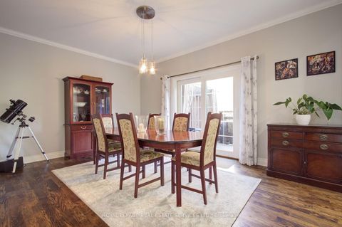 Photo 11 at 1079 Skyvalley Crescent, WT West Oak Trails, Oakville