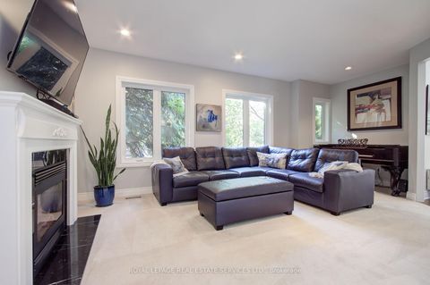 Photo 12 at 1079 Skyvalley Crescent, WT West Oak Trails, Oakville