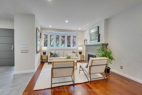 Photo 5 at 16 Inglewood Drive, Moore Park, Toronto