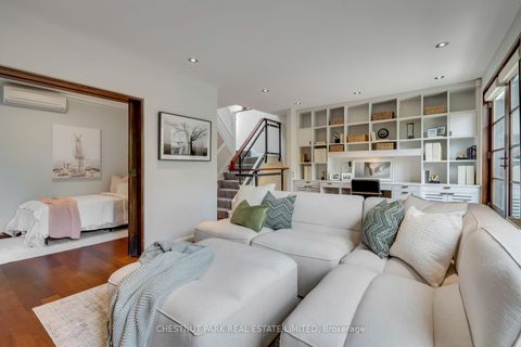 Photo 15 at 16 Inglewood Drive, Moore Park, Toronto