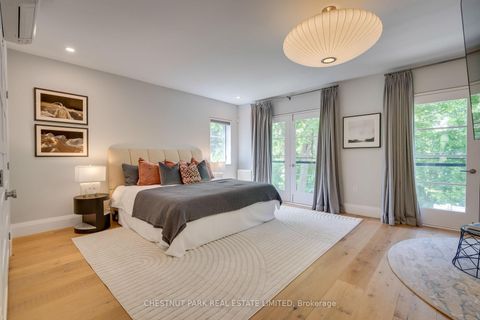 Photo 22 at 16 Inglewood Drive, Moore Park, Toronto