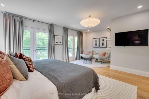 Photo 24 at 16 Inglewood Drive, Moore Park, Toronto