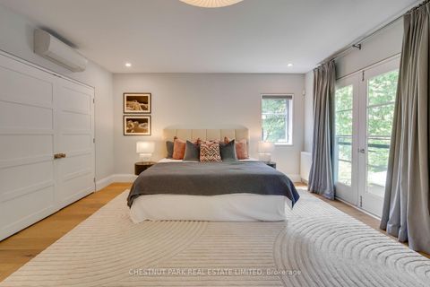 Photo 25 at 16 Inglewood Drive, Moore Park, Toronto
