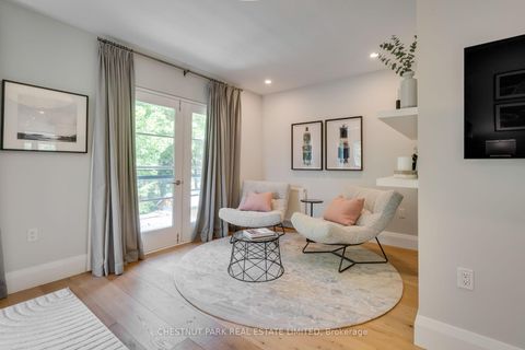 Photo 26 at 16 Inglewood Drive, Moore Park, Toronto