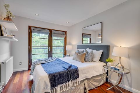 Photo 29 at 16 Inglewood Drive, Moore Park, Toronto