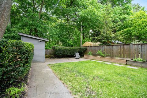 Photo 39 at 16 Inglewood Drive, Moore Park, Toronto