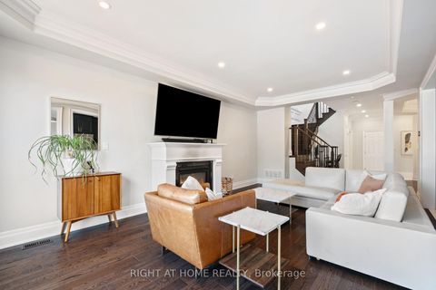 Photo 8 at 20b Leafield Street, L'Amoreaux, Toronto