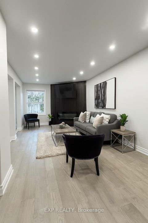 Photo 10 at 7 Macdermott Drive, Central West, Ajax