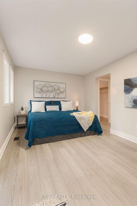 Photo 13 at 7 Macdermott Drive, Central West, Ajax