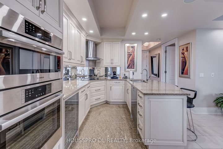 Photo 17 at 220 - 2095 Lake Shore Boulevard W, Mimico, Toronto