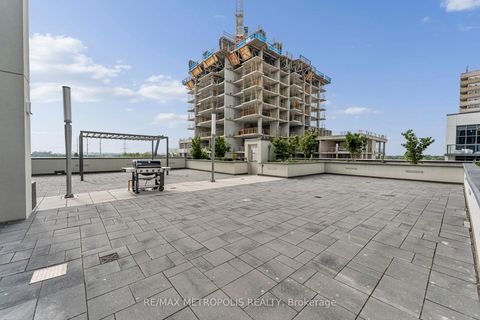 Photo 4 at 403 - 10 Meadowglen Place, Woburn, Toronto