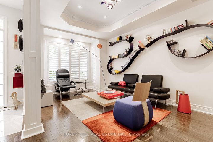 Photo 3 at 7 Granlea Road, Willowdale East, Toronto