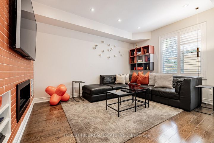 Photo 6 at 7 Granlea Road, Willowdale East, Toronto