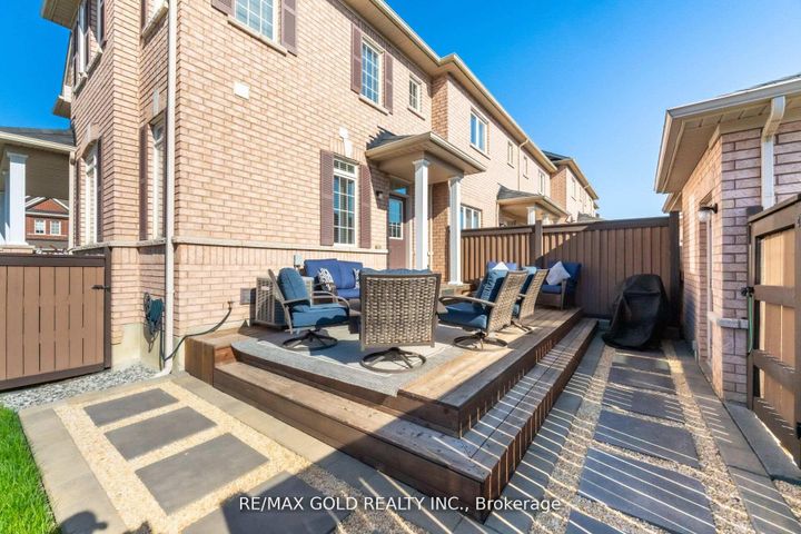 Photo 10 at 2494 Earl Grey Avenue, Duffin Heights, Pickering