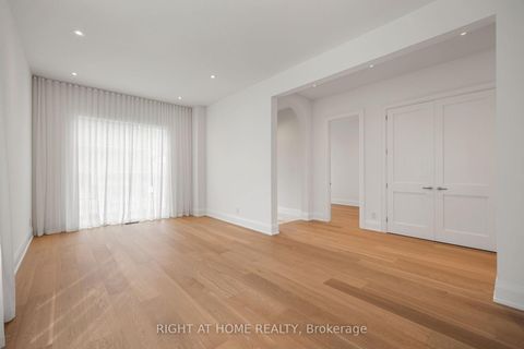 Photo 2 at 59 Verwood Avenue, Clanton Park, Toronto