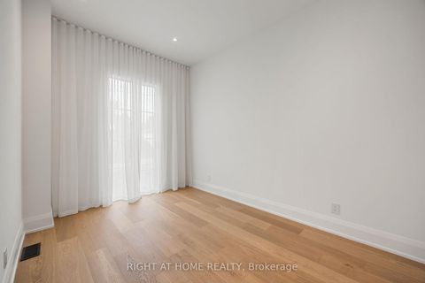 Photo 4 at 59 Verwood Avenue, Clanton Park, Toronto