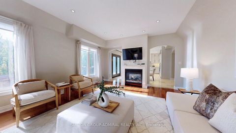 Photo 6 at 230 Flamingo Road, Uplands, Vaughan