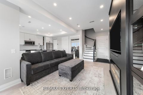 Photo 7 at 40 - 8167 Kipling Avenue, West Woodbridge, Vaughan