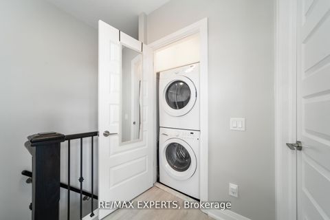 Photo 26 at 40 - 8167 Kipling Avenue, West Woodbridge, Vaughan