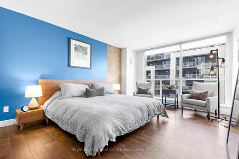 Photo 15 at 826 - 1029 King Street W, Niagara, Toronto