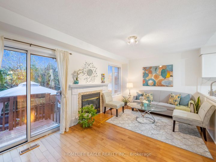 Photo 4 at 14 Corvette Court, Fletcher's Meadow, Brampton