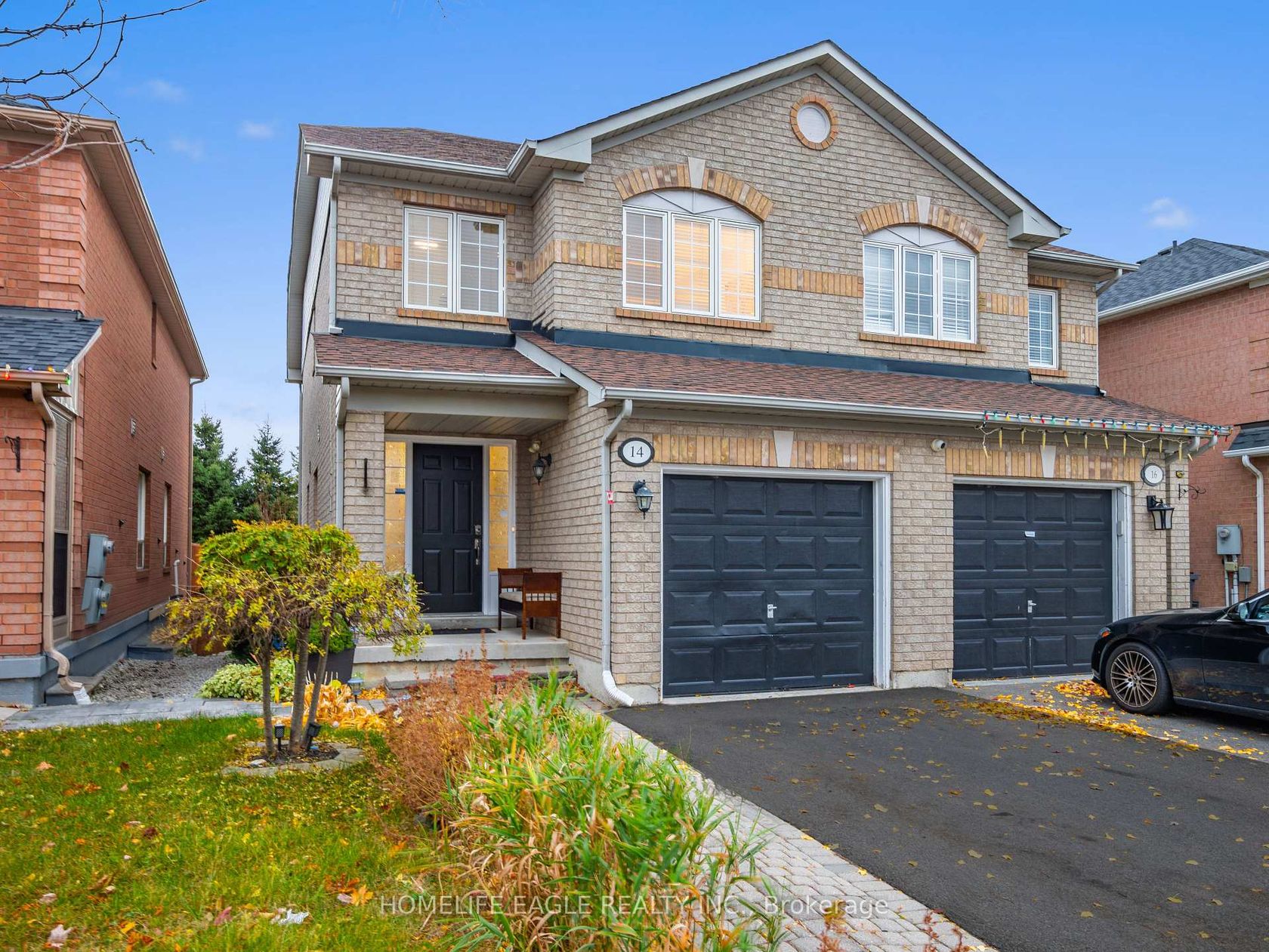 14 Corvette Court, Fletcher's Meadow, Brampton 2