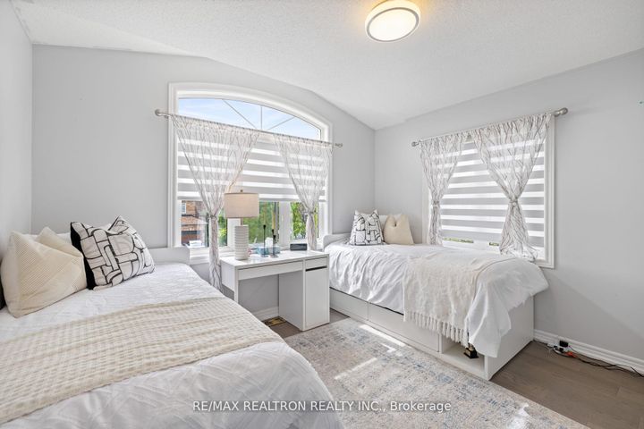 Photo 27 at 1 Emily Court, Oak Ridges Lake Wilcox, Richmond Hill