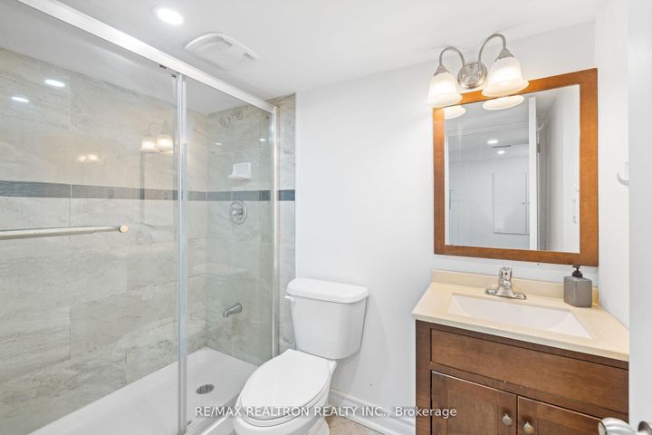 Photo 38 at 1 Emily Court, Oak Ridges Lake Wilcox, Richmond Hill
