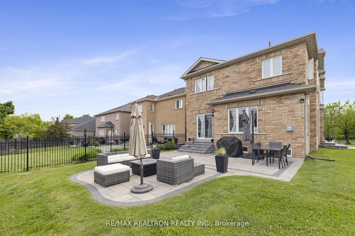 Photo 41 at 1 Emily Court, Oak Ridges Lake Wilcox, Richmond Hill
