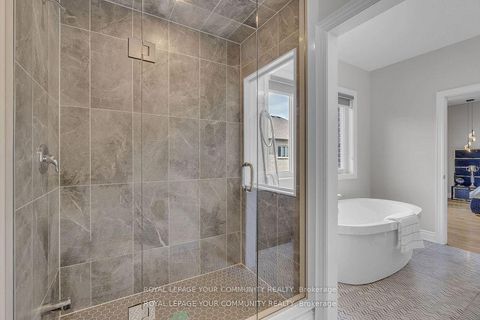 Photo 23 at 41 Marvin Avenue, GO Glenorchy, Oakville