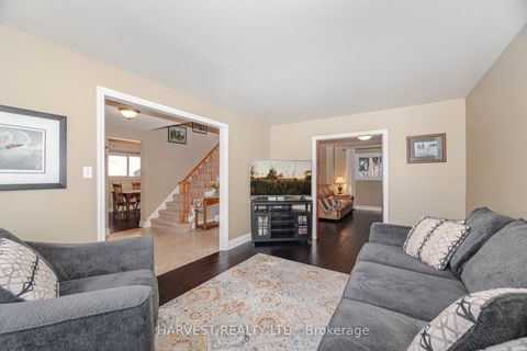 Photo 9 at 354 Darlington Crescent E, London, Newmarket