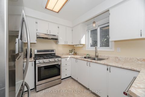 Photo 15 at 354 Darlington Crescent E, London, Newmarket