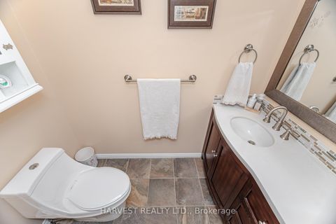 Photo 21 at 354 Darlington Crescent E, London, Newmarket Photo 21 at 354 Darlington Crescent E, London, Newmarket