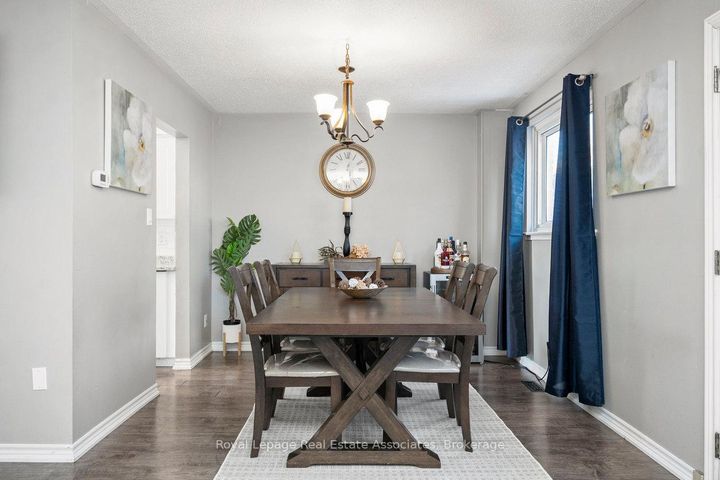 Photo 2 at 44 Village Court, Bram East, Brampton