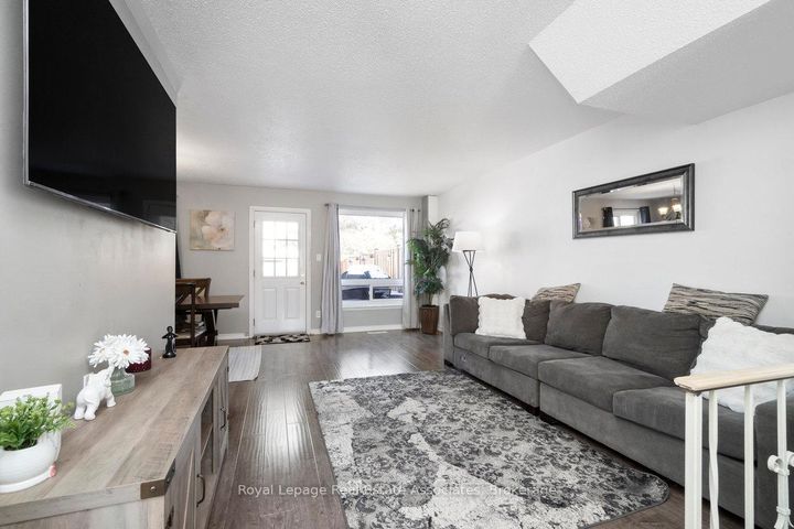 Photo 3 at 44 Village Court, Bram East, Brampton