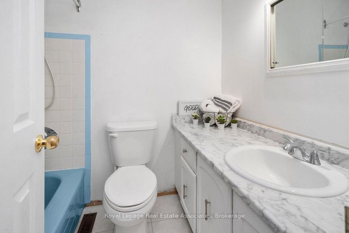 Photo 11 at 44 Village Court, Bram East, Brampton