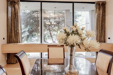 Photo 3 at 5 Abrams Place, Windfields, Toronto