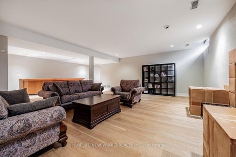 Photo 28 at 5 Abrams Place, Windfields, Toronto