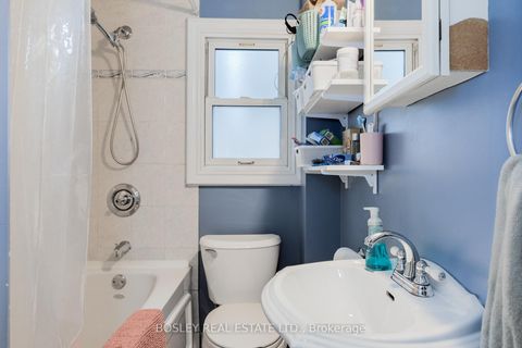 Photo 6 at 203 Virginia Avenue, Lumsden, Toronto