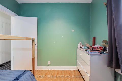 Photo 11 at 203 Virginia Avenue, Lumsden, Toronto
