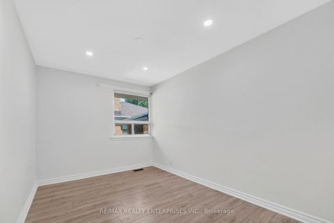 Photo 11 at 16 Warbeck Place, The Westway, Toronto