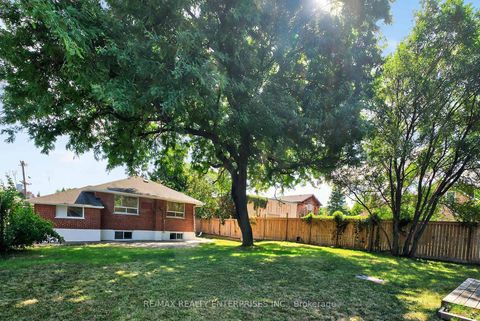Photo 29 at 16 Warbeck Place, The Westway, Toronto